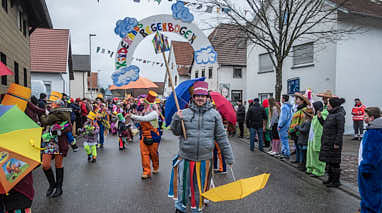 Fasnachter während Umzug